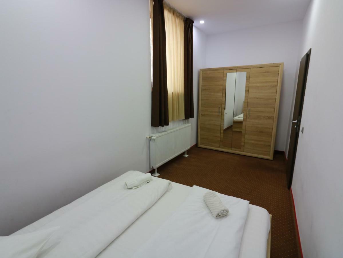 Flowers House Sibiu Exterior photo